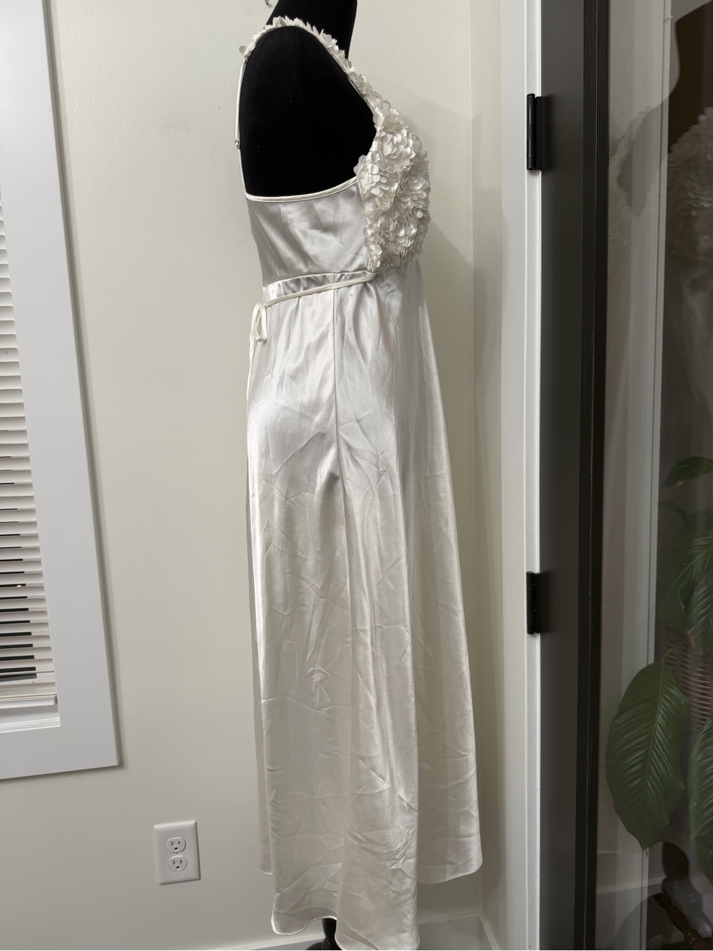 Flora Ivory Satin Nightgown with Floral Appliqué Tie Waist Maxi Size Small - Picture 3 of 11